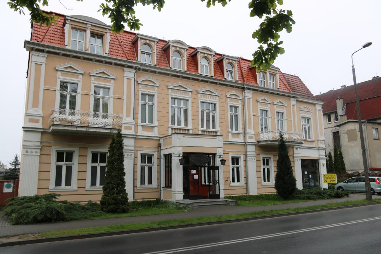 Hotel Polonia Chojnice Luaran gambar