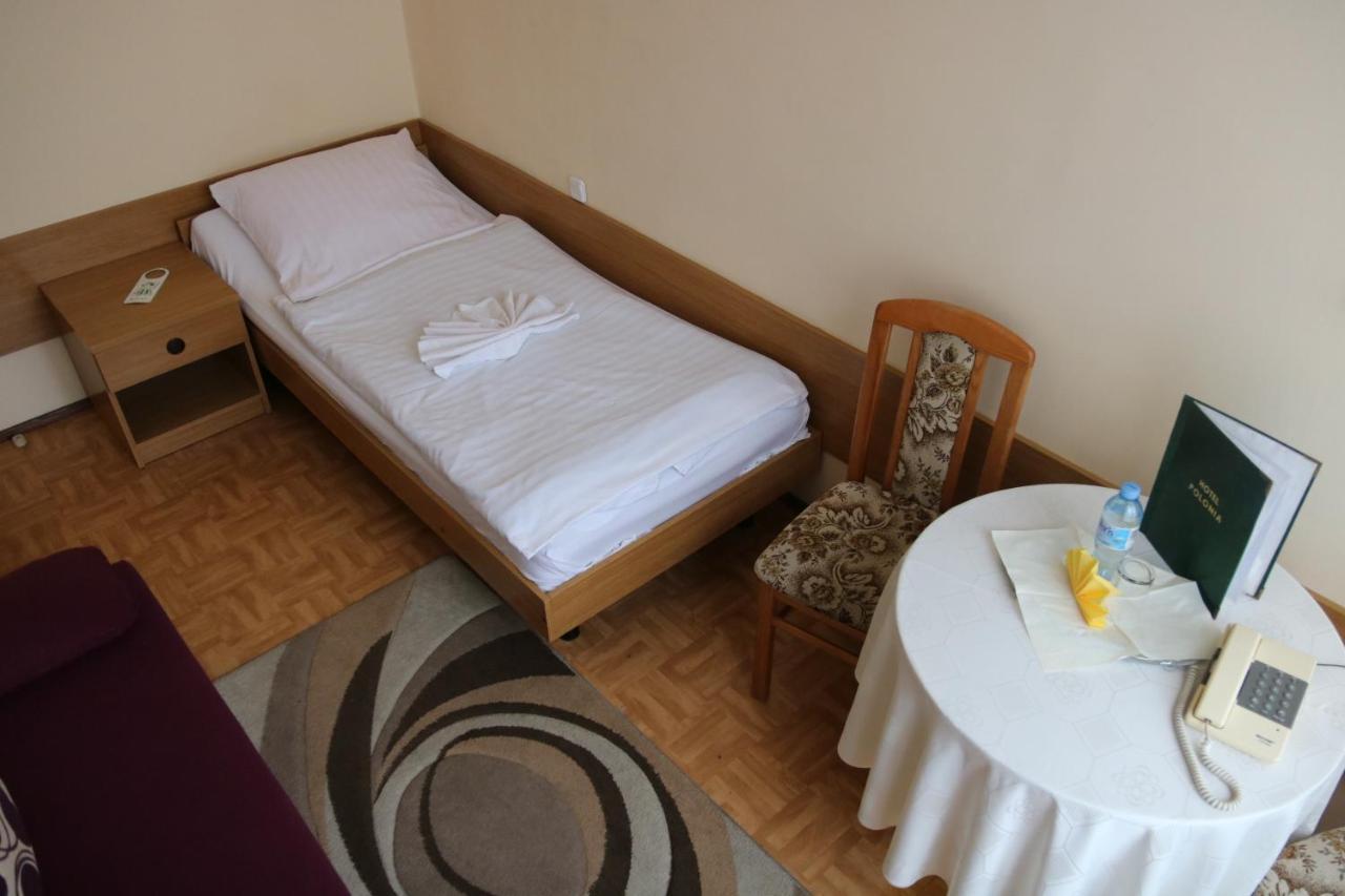 Hotel Polonia Chojnice Luaran gambar