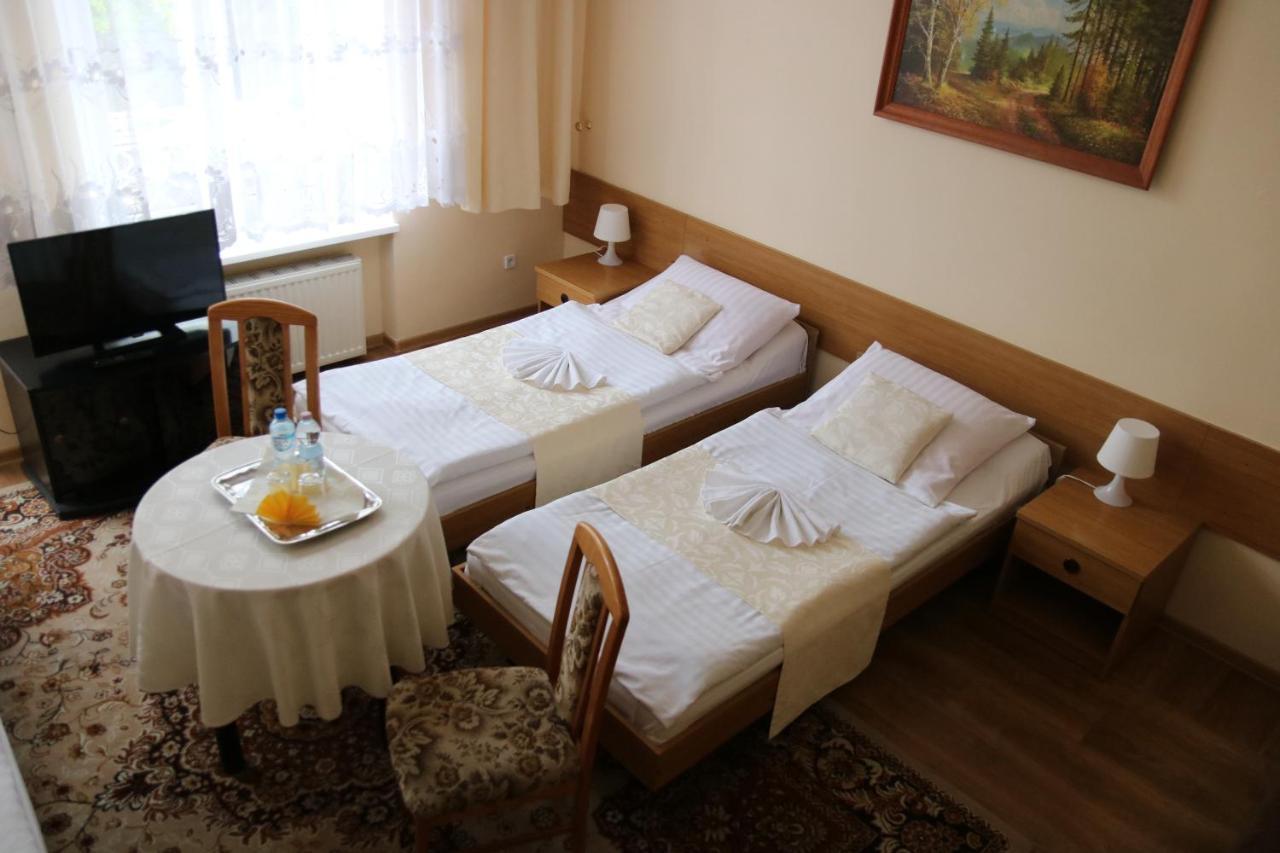 Hotel Polonia Chojnice Luaran gambar
